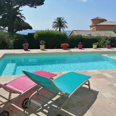 Esmeralda Adults Only Guest house Les Issambres