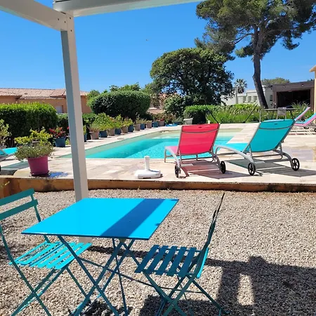 Esmeralda Adults Only Guest house
