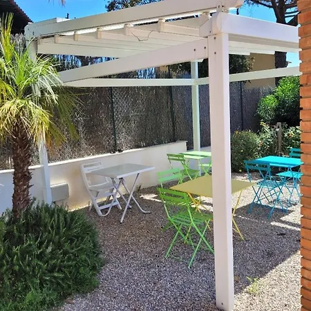 Guest house Esmeralda Adults Only